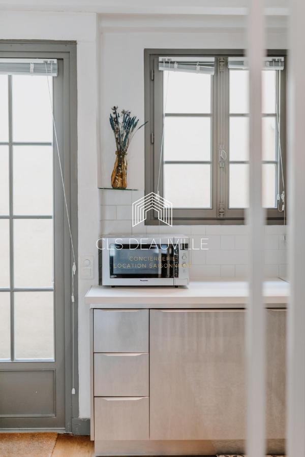 Holiday home Maison De Pecheur La Coquette Cls Deauville