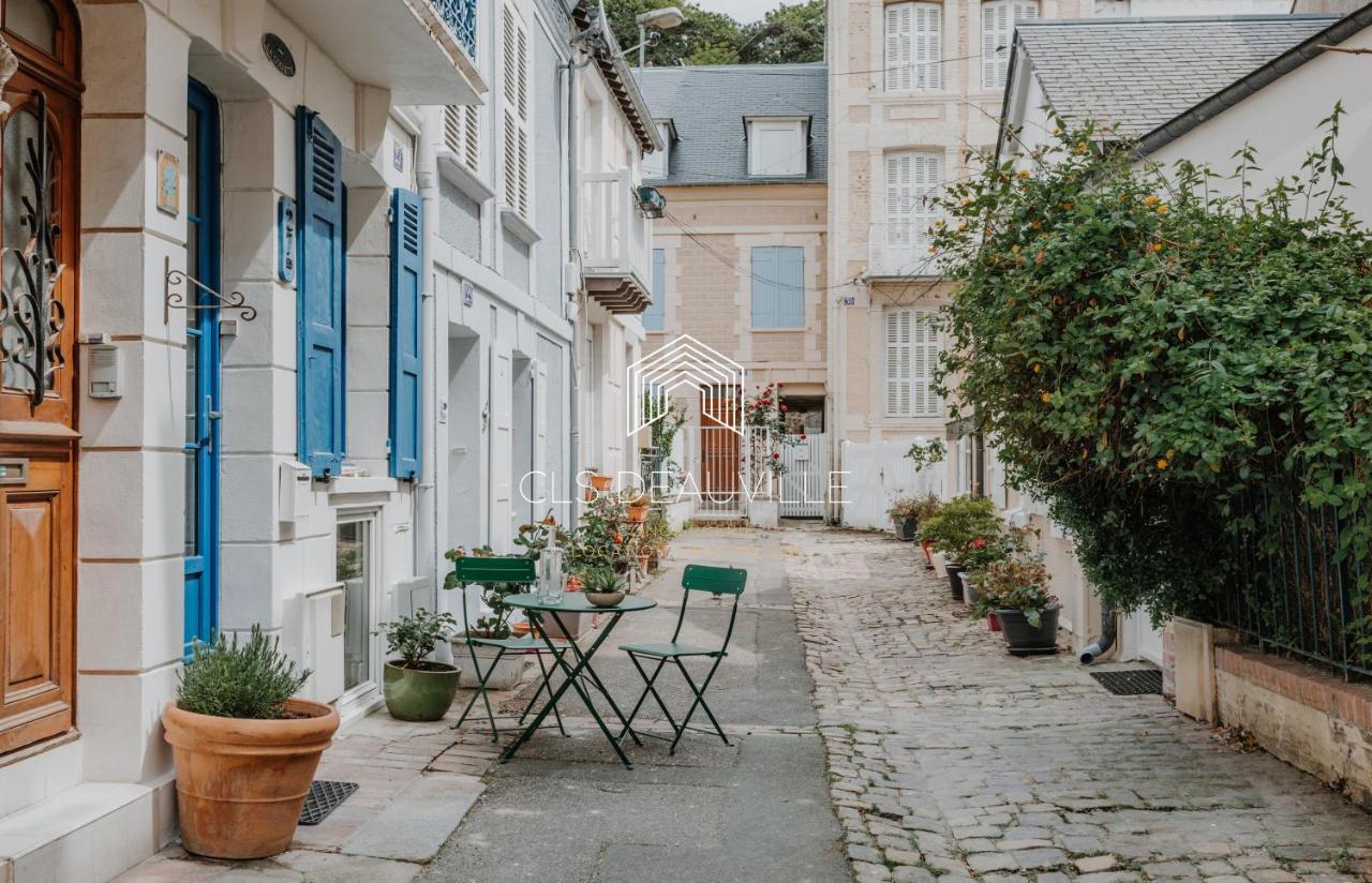 Holiday home Maison De Pecheur La Coquette Cls Deauville